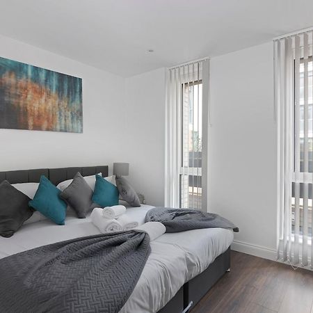 Spacious, Bright & Modern 1 & 2 Bed Apartments At Sligo House - Central Watford Watford  Esterno foto