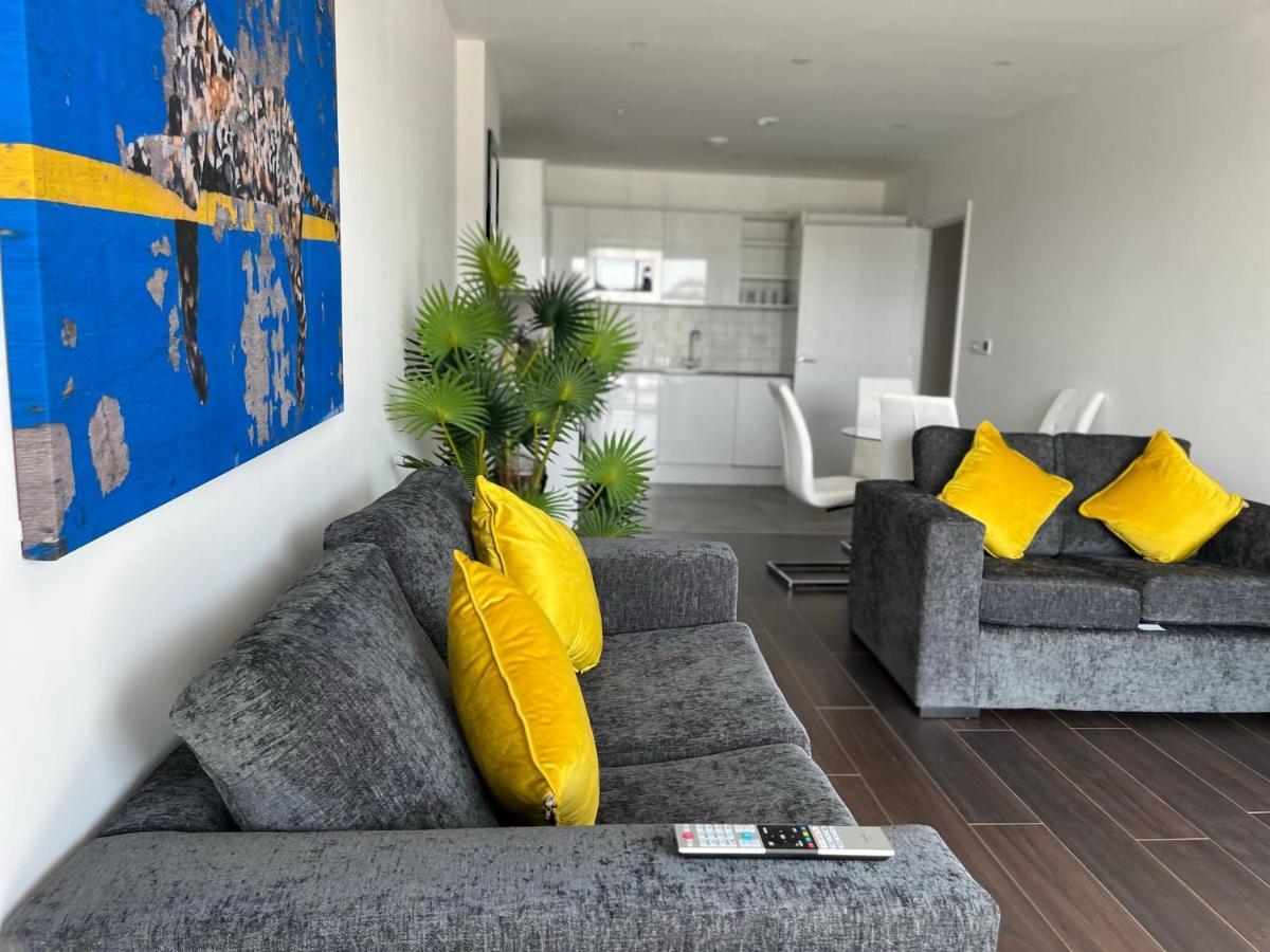 Spacious, Bright & Modern 1 & 2 Bed Apartments At Sligo House - Central Watford Watford  Esterno foto
