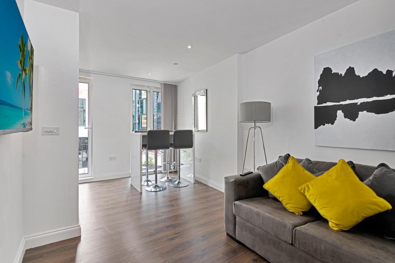Spacious, Bright & Modern 1 & 2 Bed Apartments At Sligo House - Central Watford Watford  Esterno foto