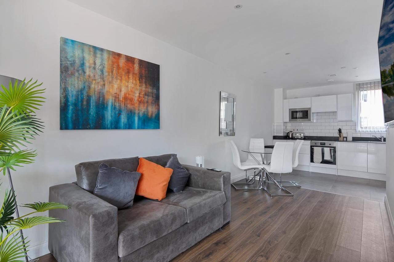 Spacious, Bright & Modern 1 & 2 Bed Apartments At Sligo House - Central Watford Watford  Esterno foto