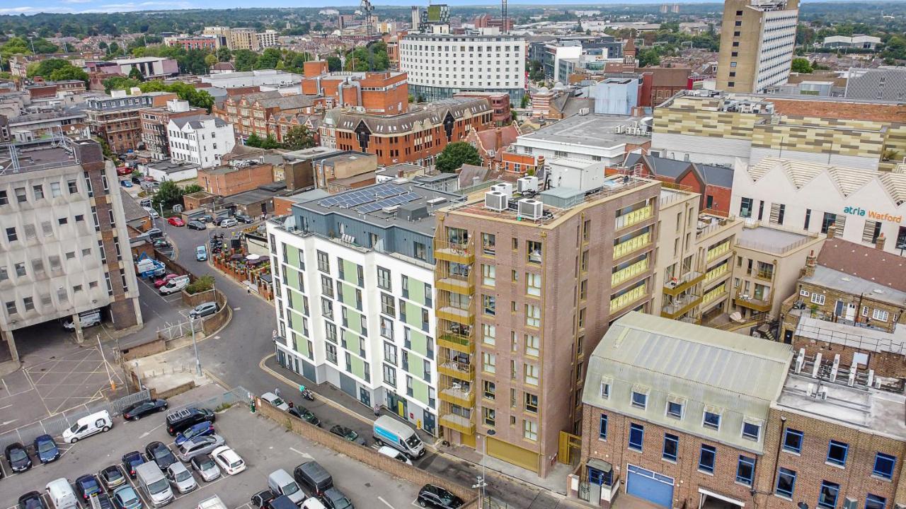 Spacious, Bright & Modern 1 & 2 Bed Apartments At Sligo House - Central Watford Watford  Esterno foto