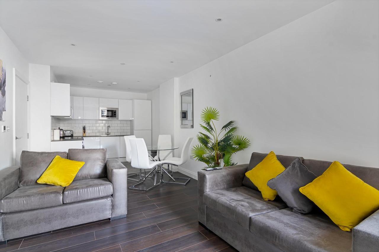 Spacious, Bright & Modern 1 & 2 Bed Apartments At Sligo House - Central Watford Watford  Esterno foto