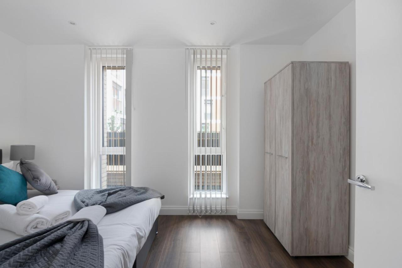 Spacious, Bright & Modern 1 & 2 Bed Apartments At Sligo House - Central Watford Watford  Esterno foto