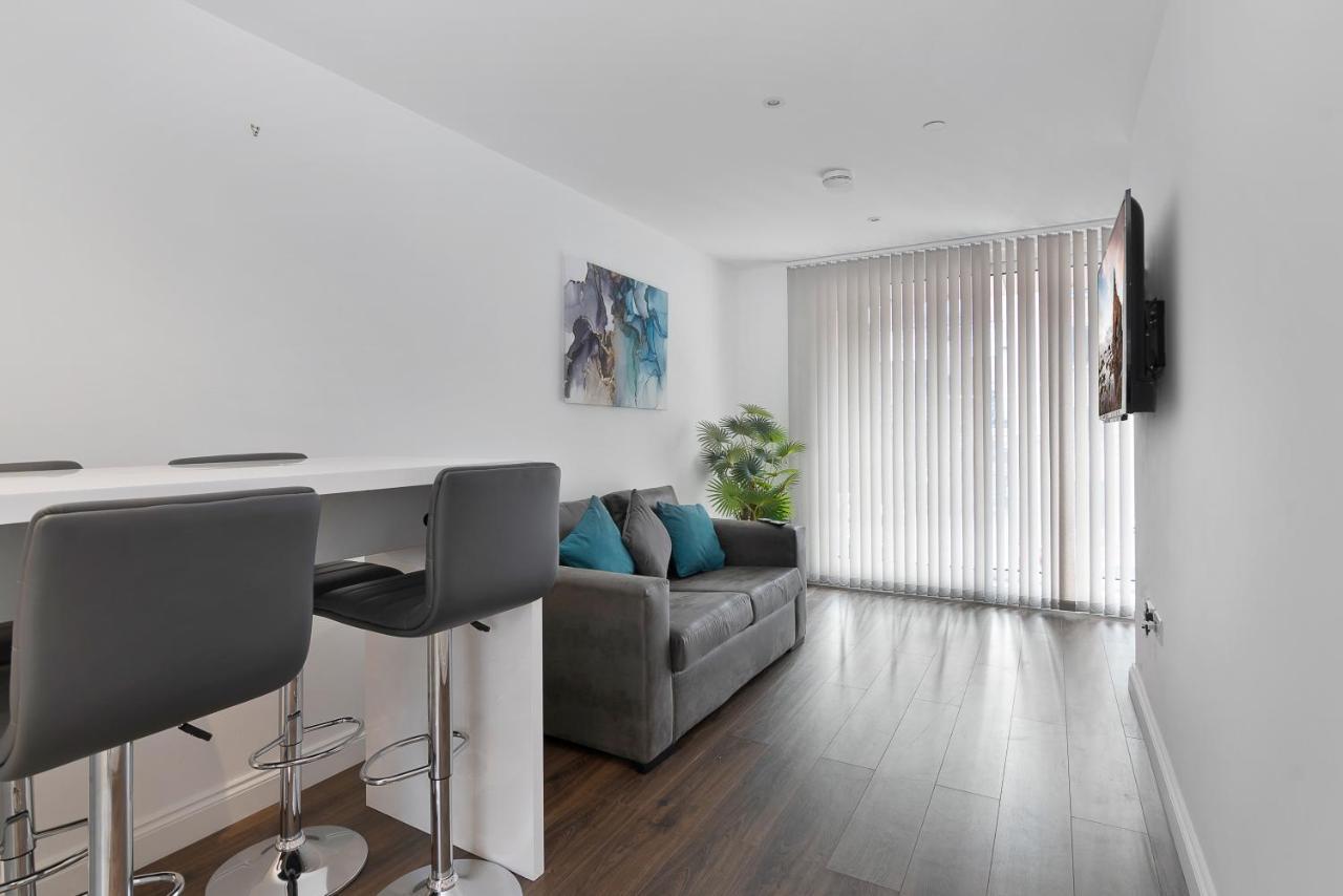 Spacious, Bright & Modern 1 & 2 Bed Apartments At Sligo House - Central Watford Watford  Esterno foto