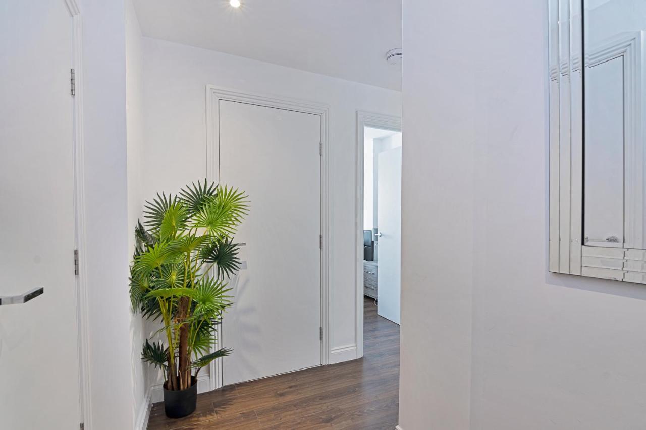 Spacious, Bright & Modern 1 & 2 Bed Apartments At Sligo House - Central Watford Watford  Esterno foto