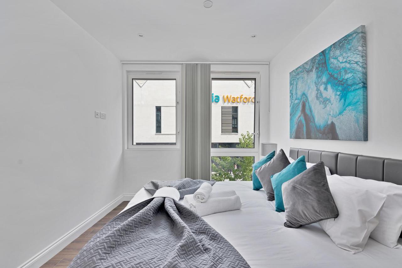 Spacious, Bright & Modern 1 & 2 Bed Apartments At Sligo House - Central Watford Watford  Esterno foto